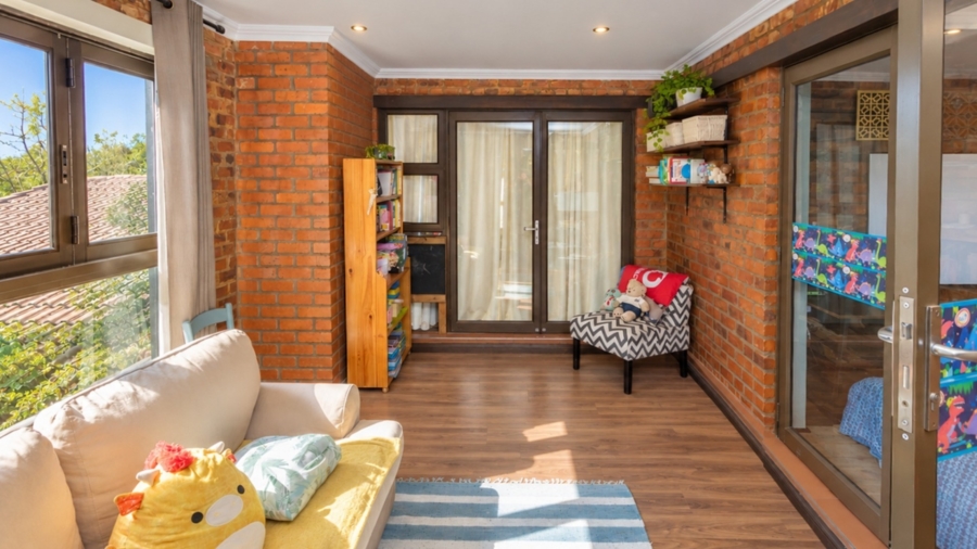 5 Bedroom Property for Sale in Xanadu Nature Estate North West